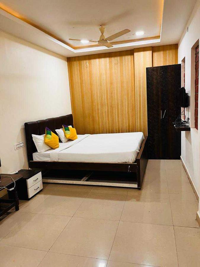 Oyo Hotel Happy Homes Бхопал Экстерьер фото